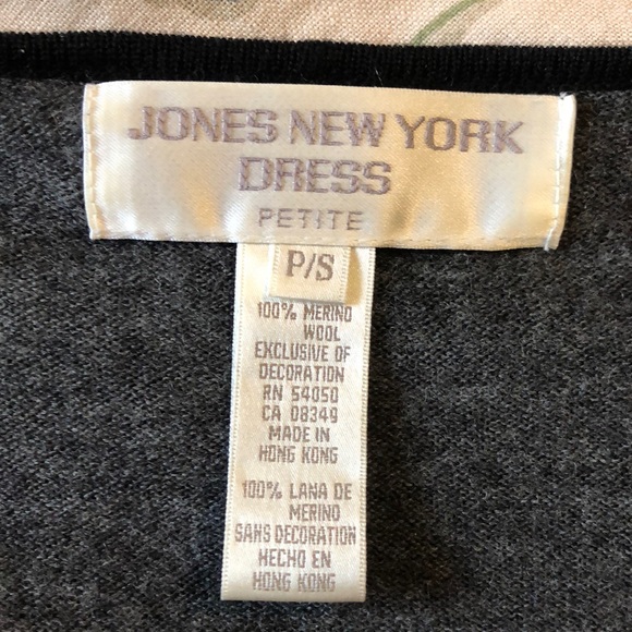 Vtg JONES NEW YORK Size Small P
100% Lana Merino Wool True Wrap Floral Metallic - Picture 8 of 17